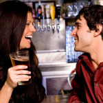 como ligar con una chica en una discoteca