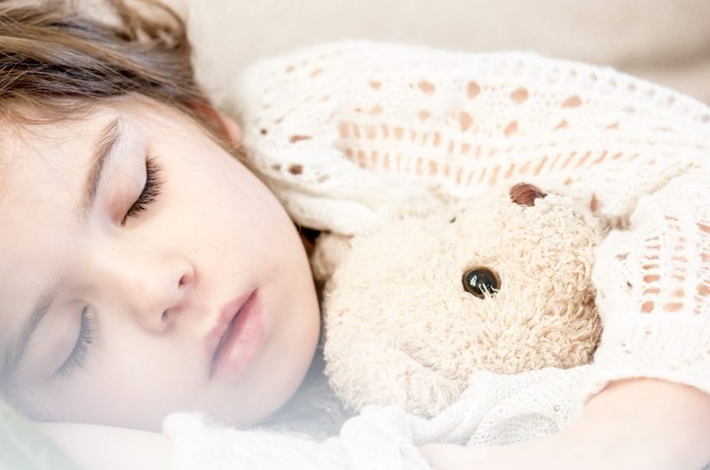 trucos para mejorar el descanso nocturno de los niños